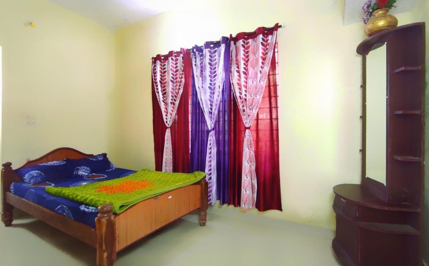 Royal Palm Homestay Мадикери Экстерьер фото